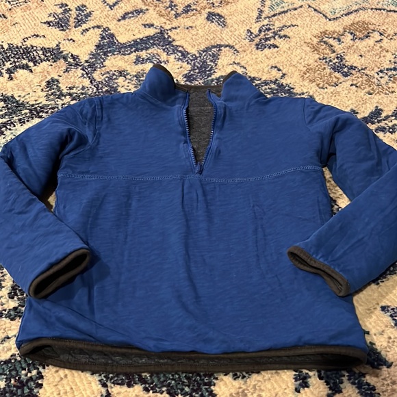 J-Crew reversible warm cushy cozy 3/4 zip sweatshirt. Size xs. - Picture 5 of 6